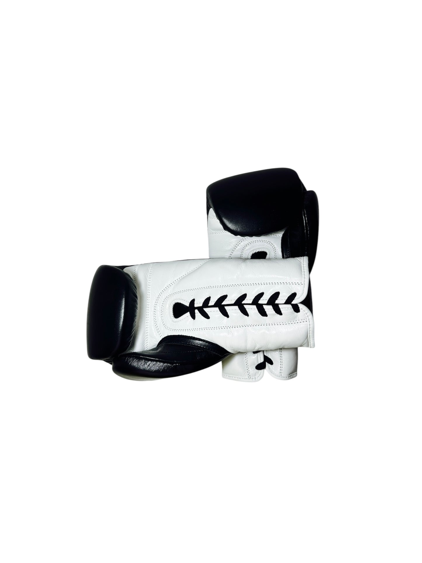 GUANTES BLANCOS Y NEGROS - CORDONES